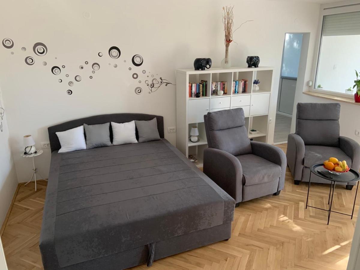 Apartment Bono Porec Exterior photo